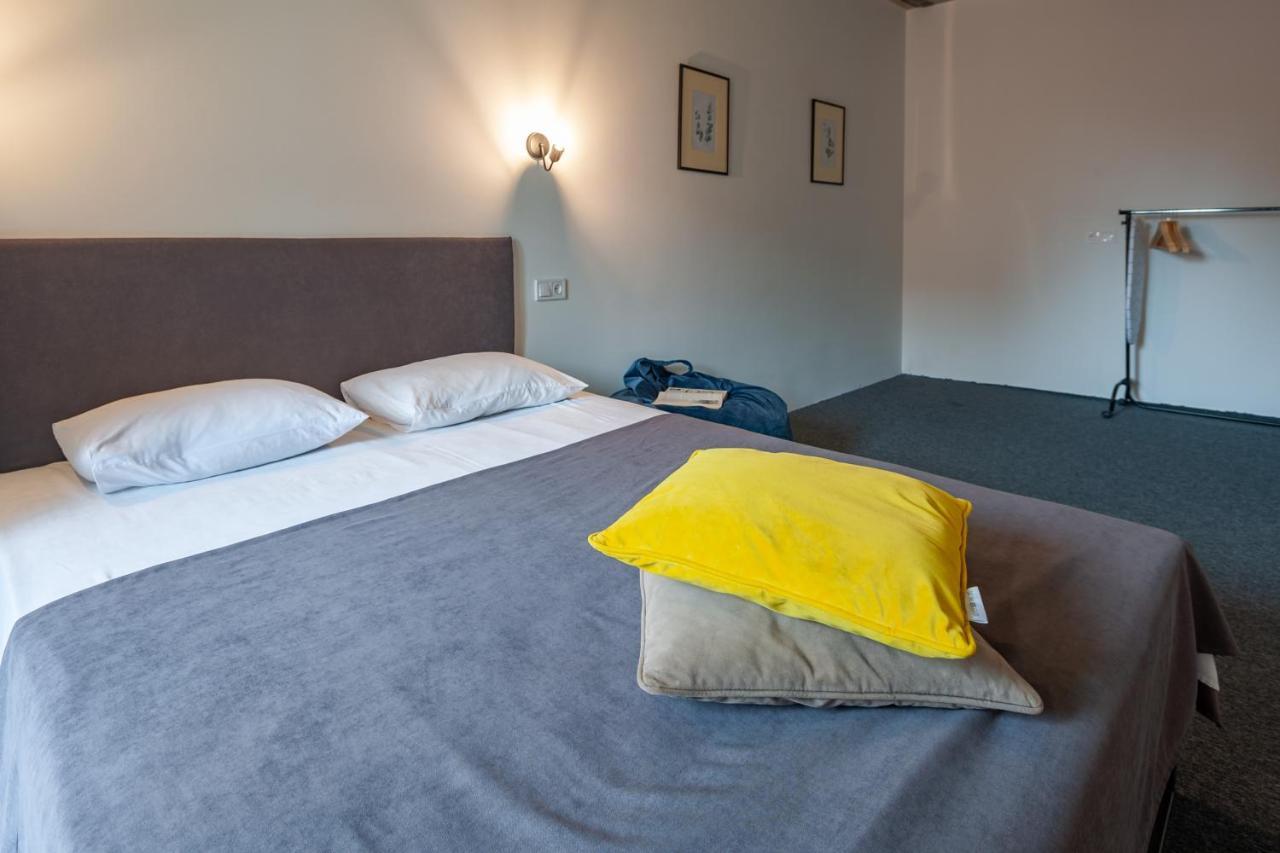 Like Home On In Ivano-Frankivsk Ngoại thất bức ảnh
